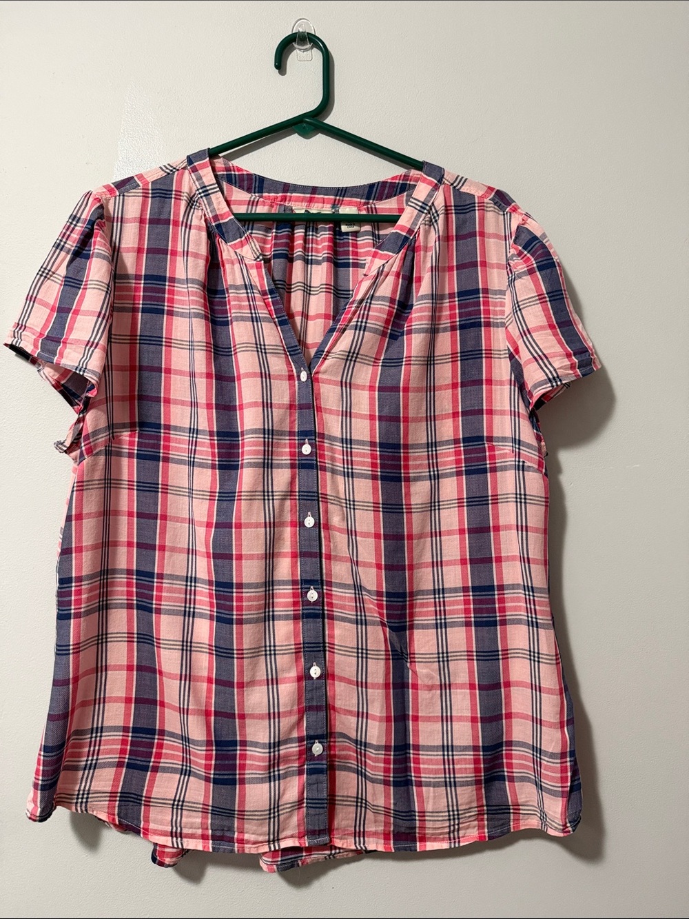 L.L. Bean Pink and Navy Plaid Short-Sleeve Button Front Blouse Size LG